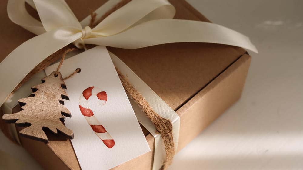 Christmas Cards, Tags & Gift Wrapping Ideas - image 2 - student project