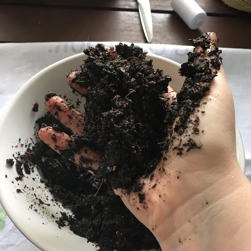 Sample project - create your own kokedama - image 1 - student project