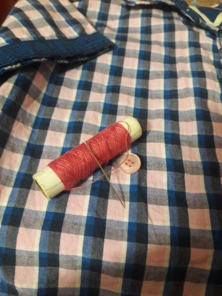 I have mended my son's shirt button - image 3 - student project