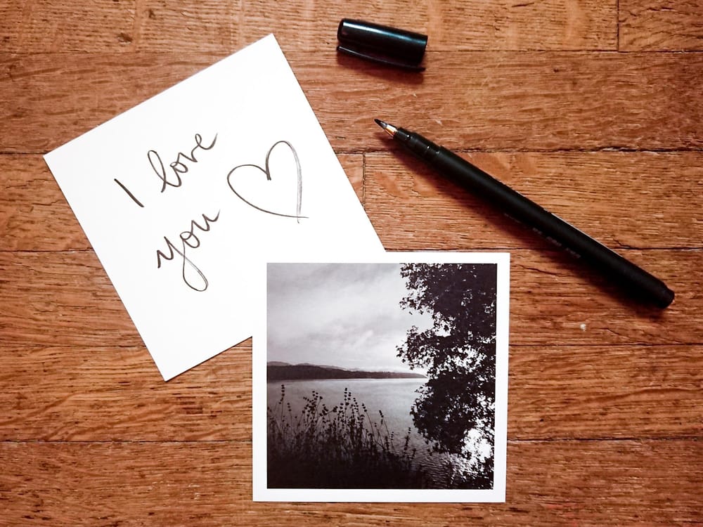 Photography prints and stationery - image 3 - student project