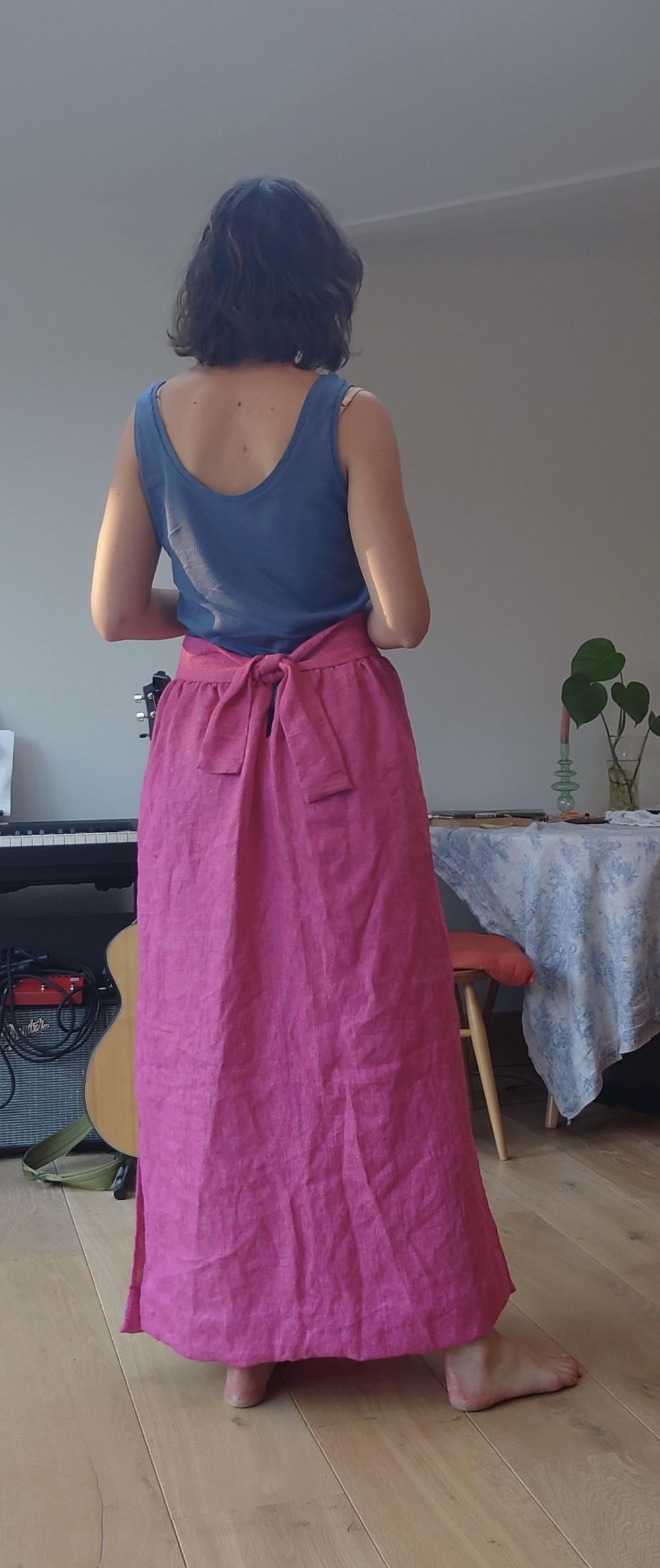 Pink linen hand sewn skirt - image 1 - student project