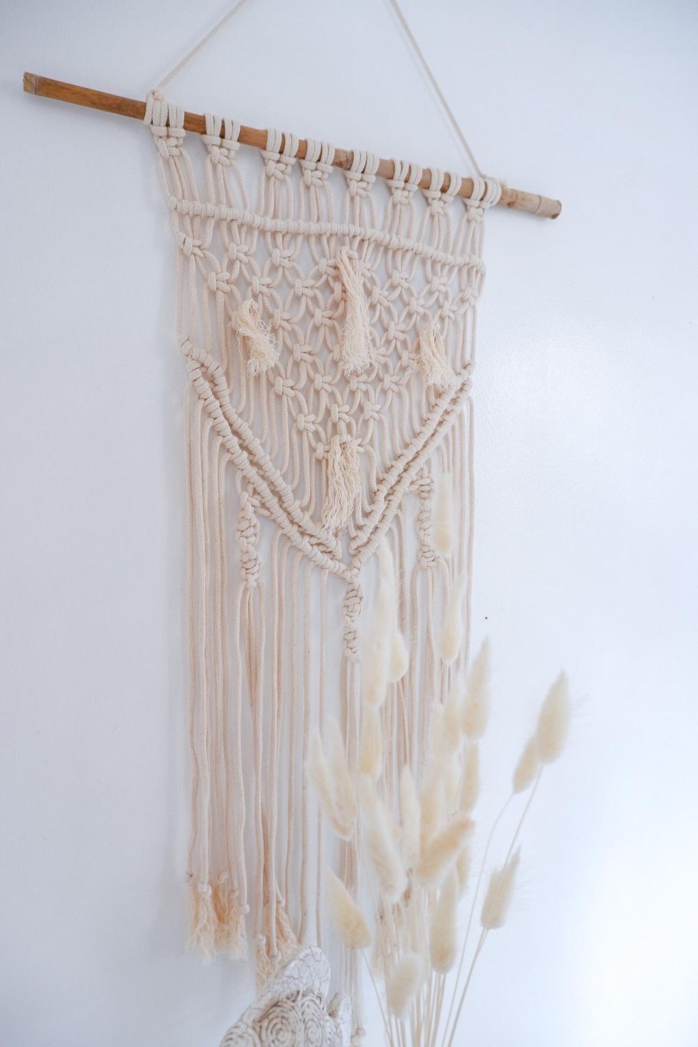Macramé Hanging Wall Decor - image 1 - student project
