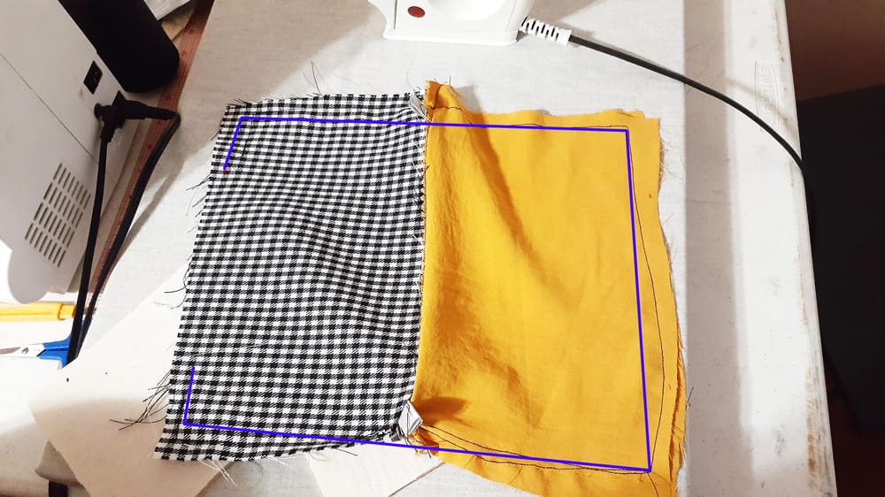 Zipper Pouch for ipad - image 1 - student project