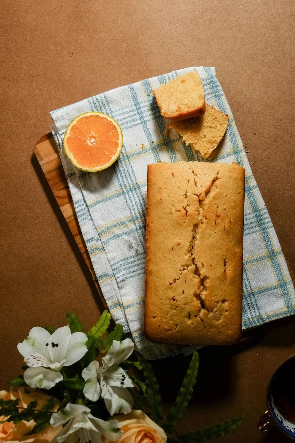 Mugs, Flowers & Orange Cake - image 5 - student project