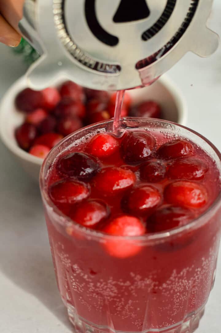 A ginger beer and cranberry mocktail - image 1 - student project