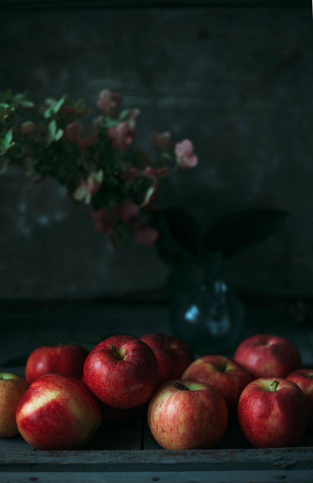 Apples and tomatillos - image 2 - student project