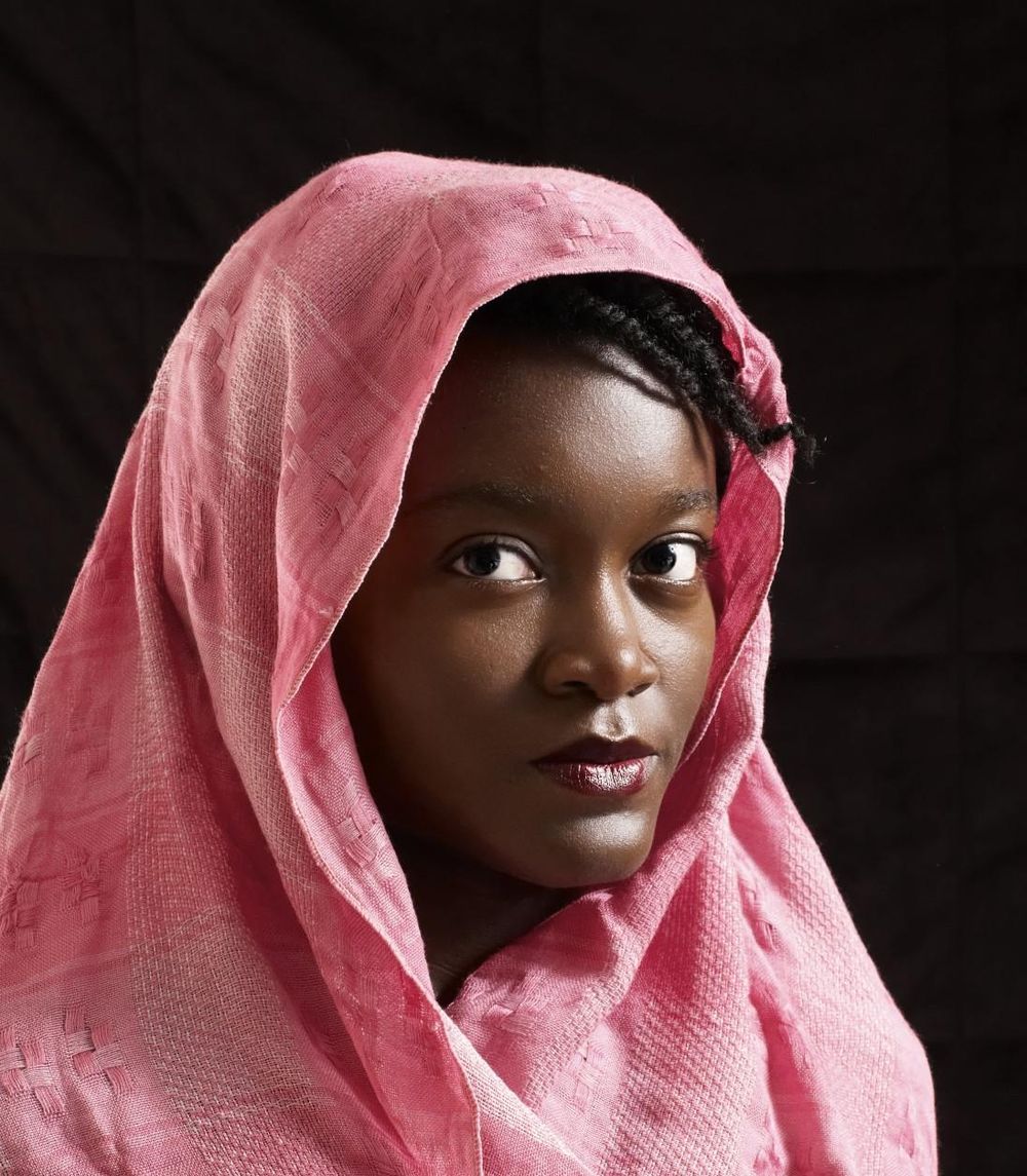 Lighting dark skin- model Joella - image 1 - student project