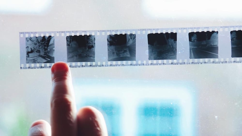 35 mm Matchbox Pinhole Camera - image 4 - student project