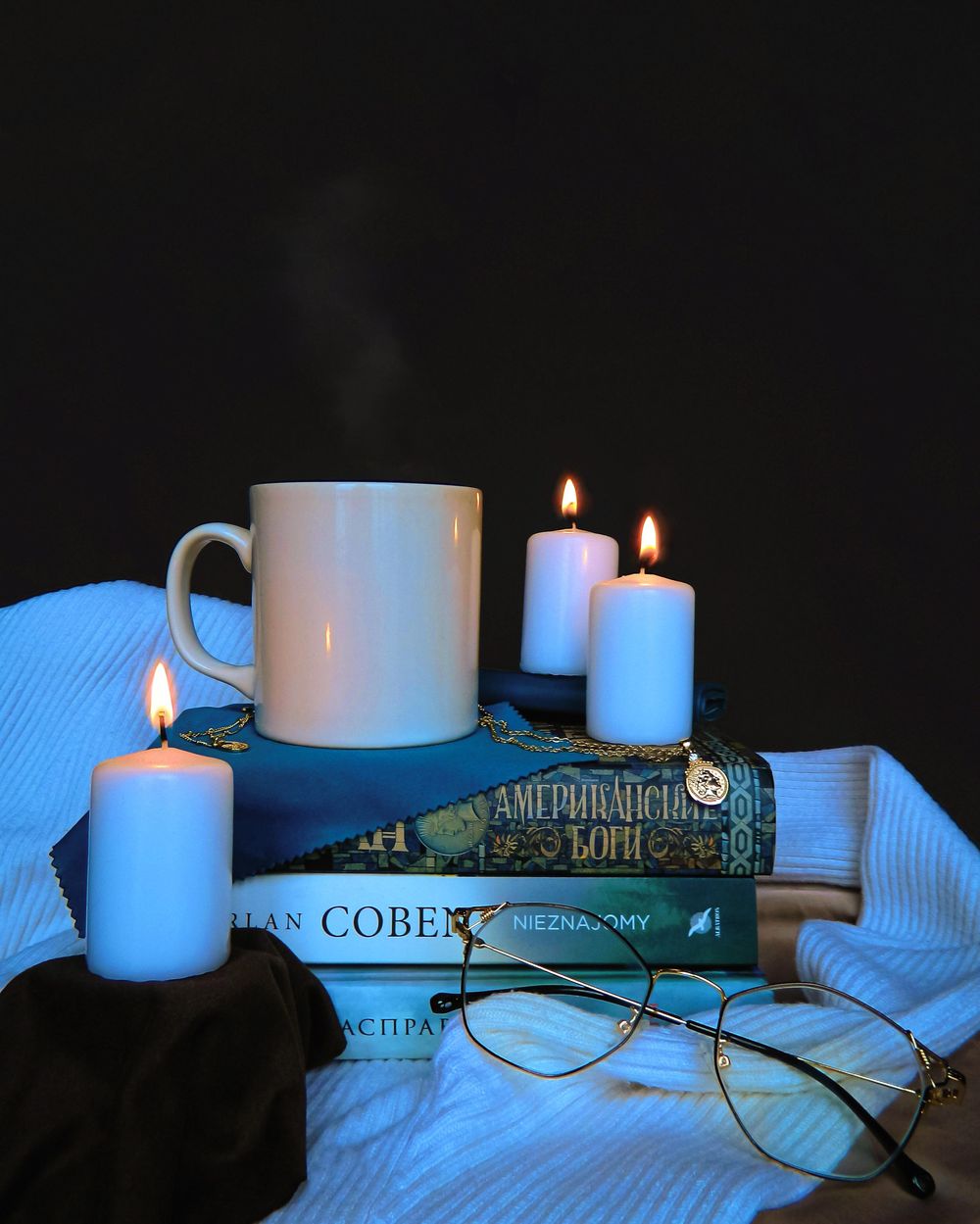 Books & Tea - image 1 - student project