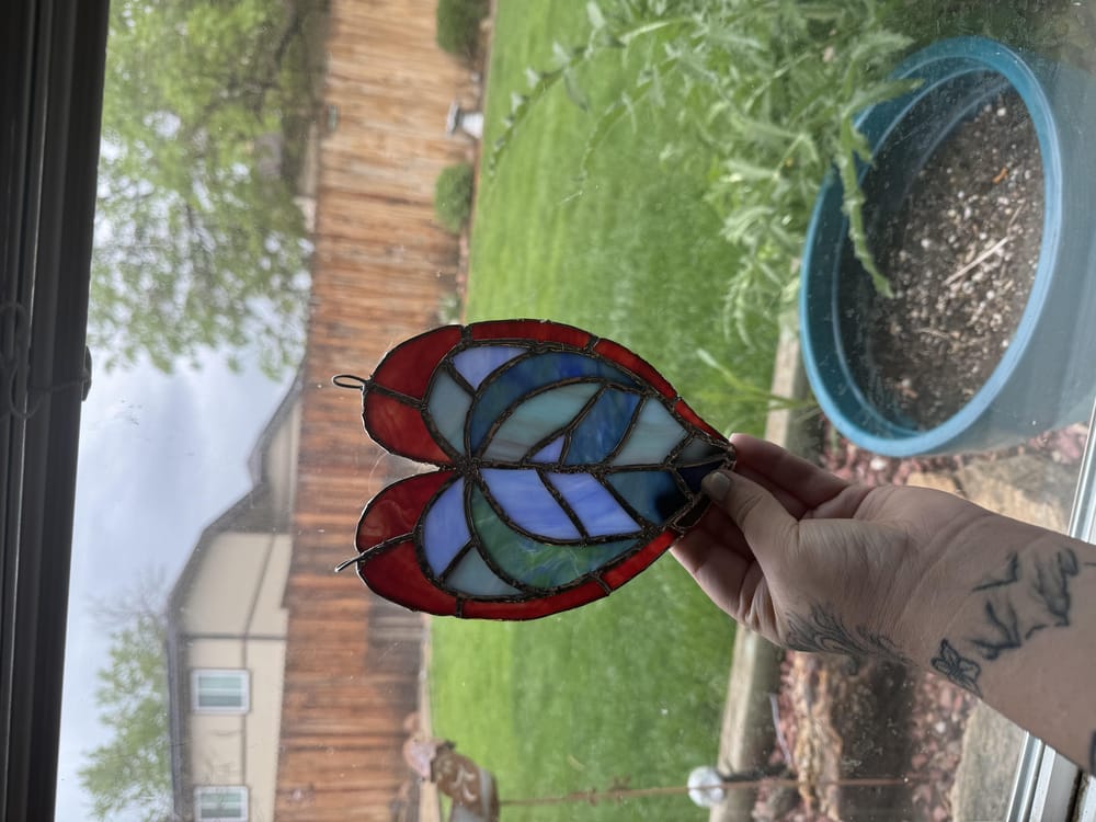Stained glass projects - image 1 - student project