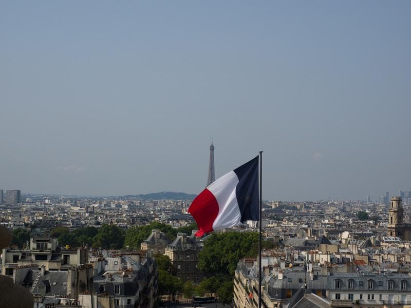 Weekend in Paris - image 2 - student project
