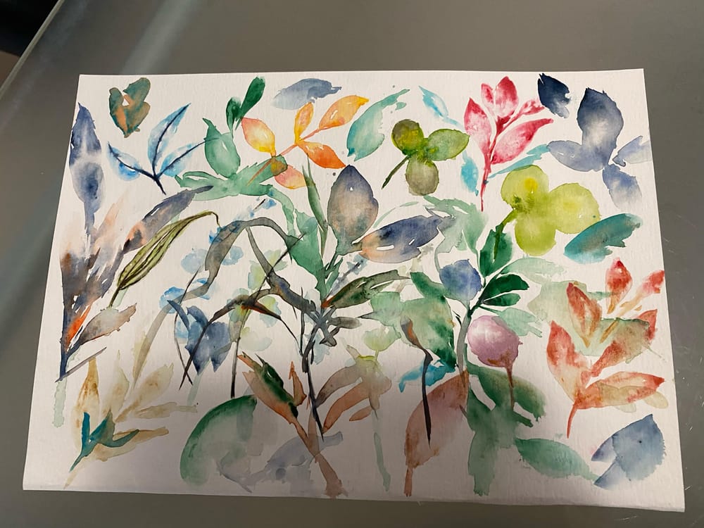 Experimenting with water for loose floral watercolour painting - image 1 - student project