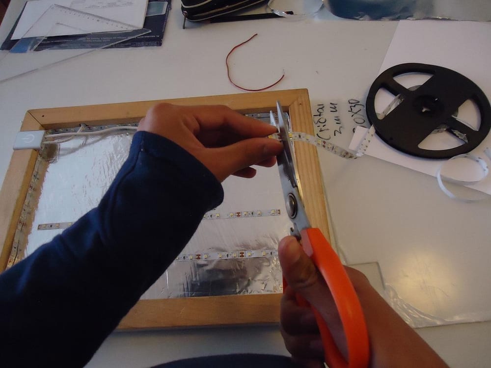 My DIY Adjustable Light Table - image 3 - student project