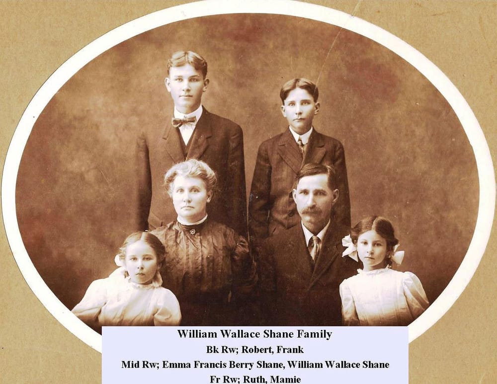 A family photo reworked - image 1 - student project