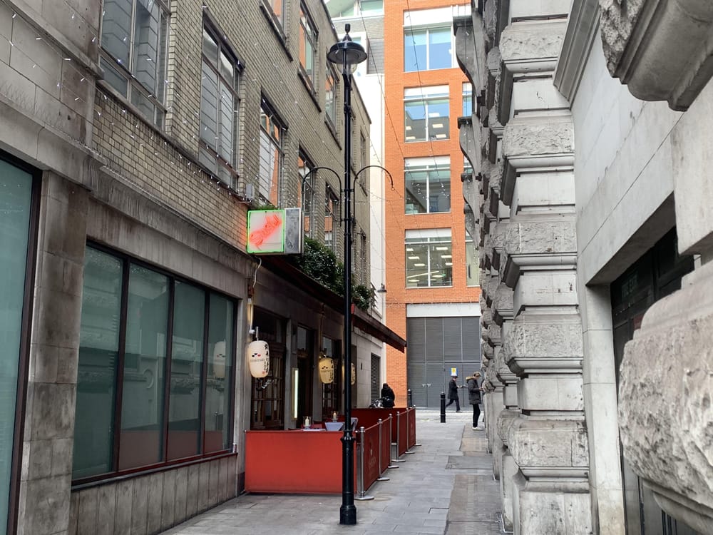 Sushi Restaurant- London - image 1 - student project