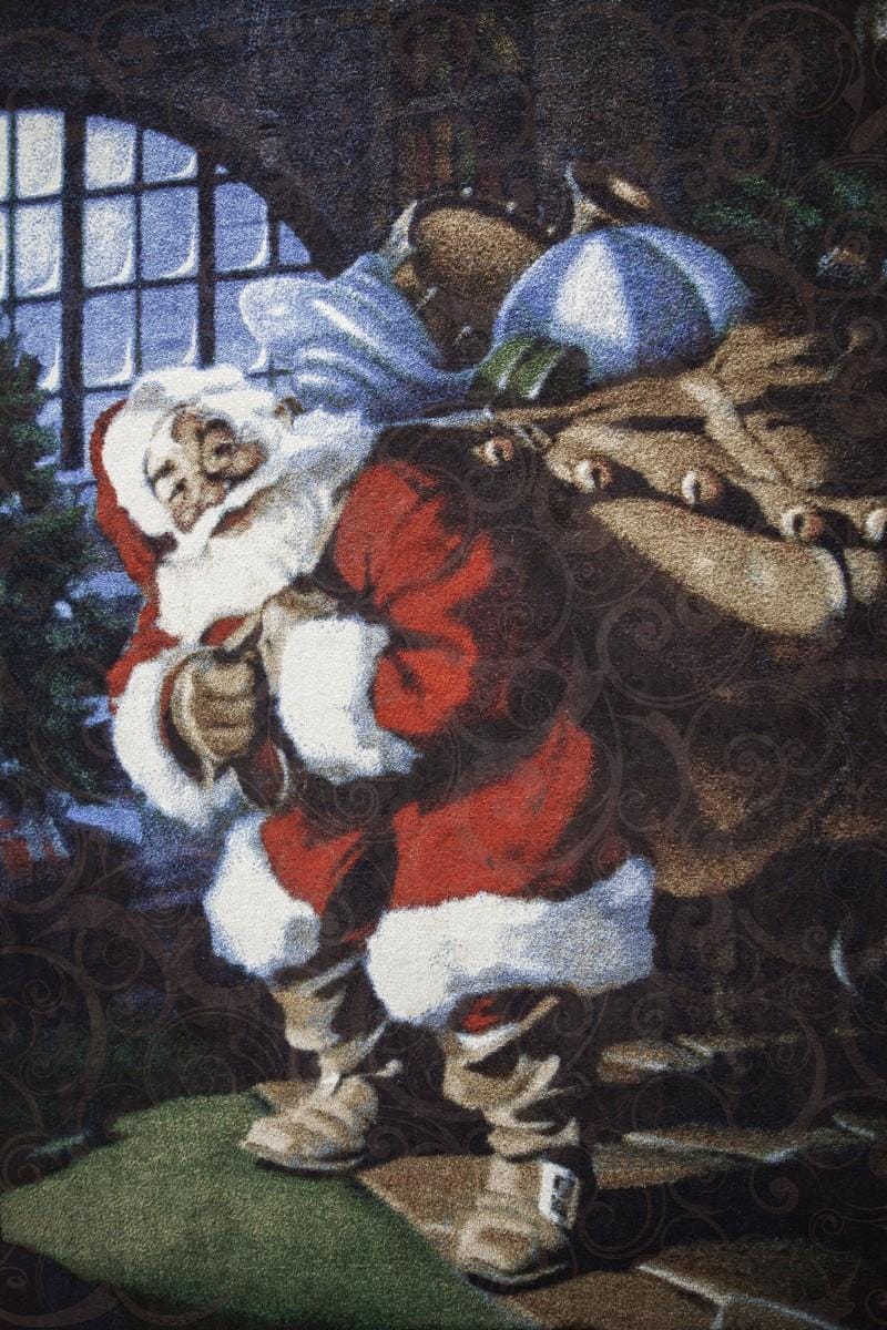 Santa with a Victorian Grunge texture (Tip #4: resize an image to match another) - image 1 - student project