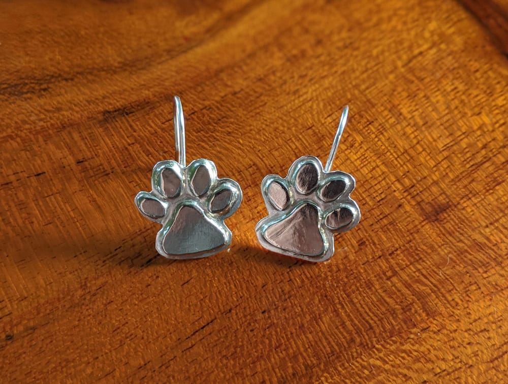 Puppy Paw Prints - image 1 - student project