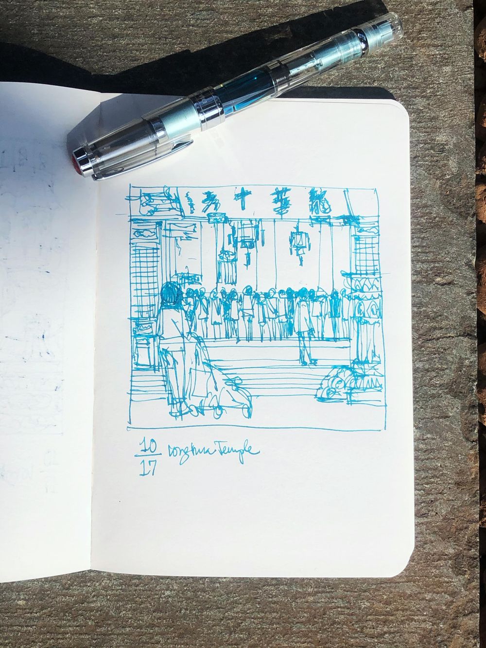 Urban Sketching + People - image 10 - student project