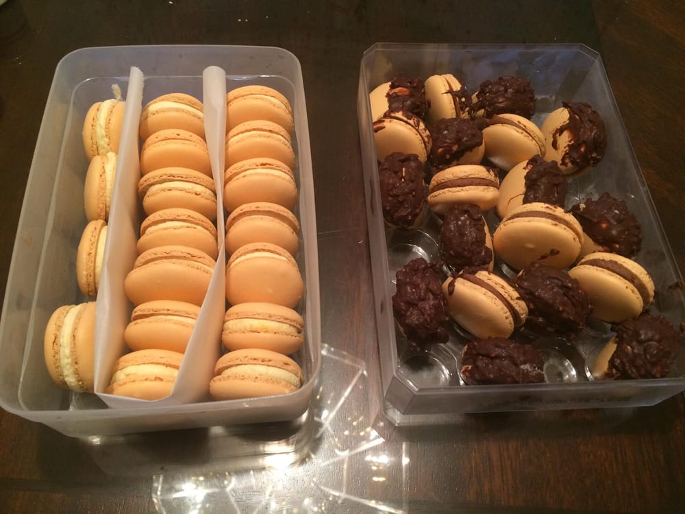 Macarons as gifts - image 4 - student project