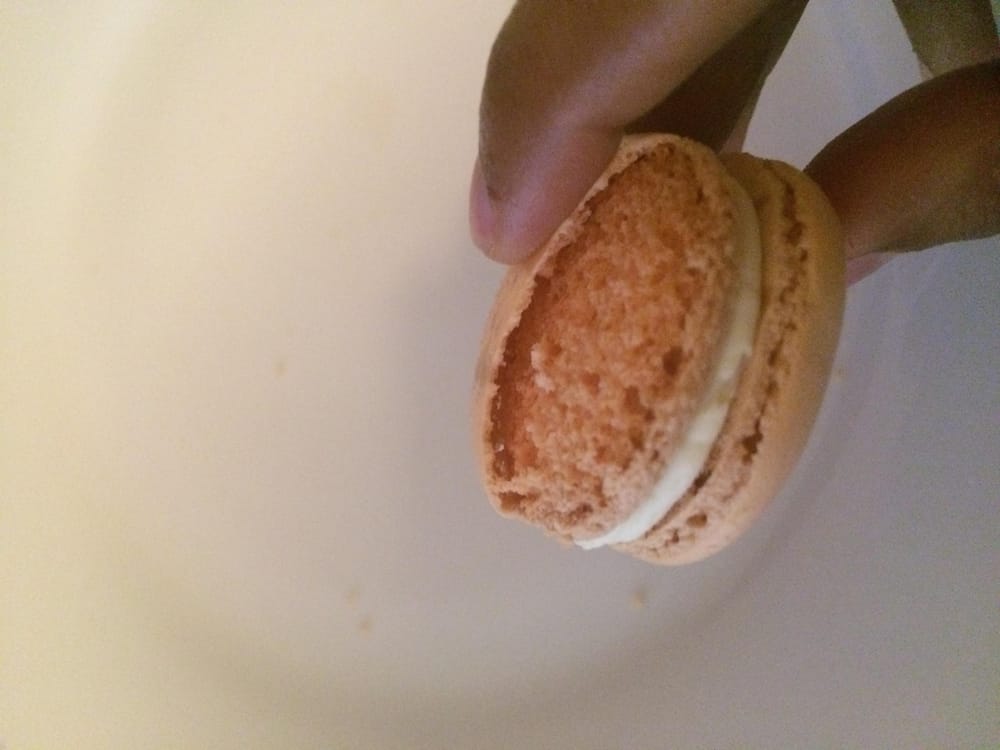 Macarons as gifts - image 5 - student project
