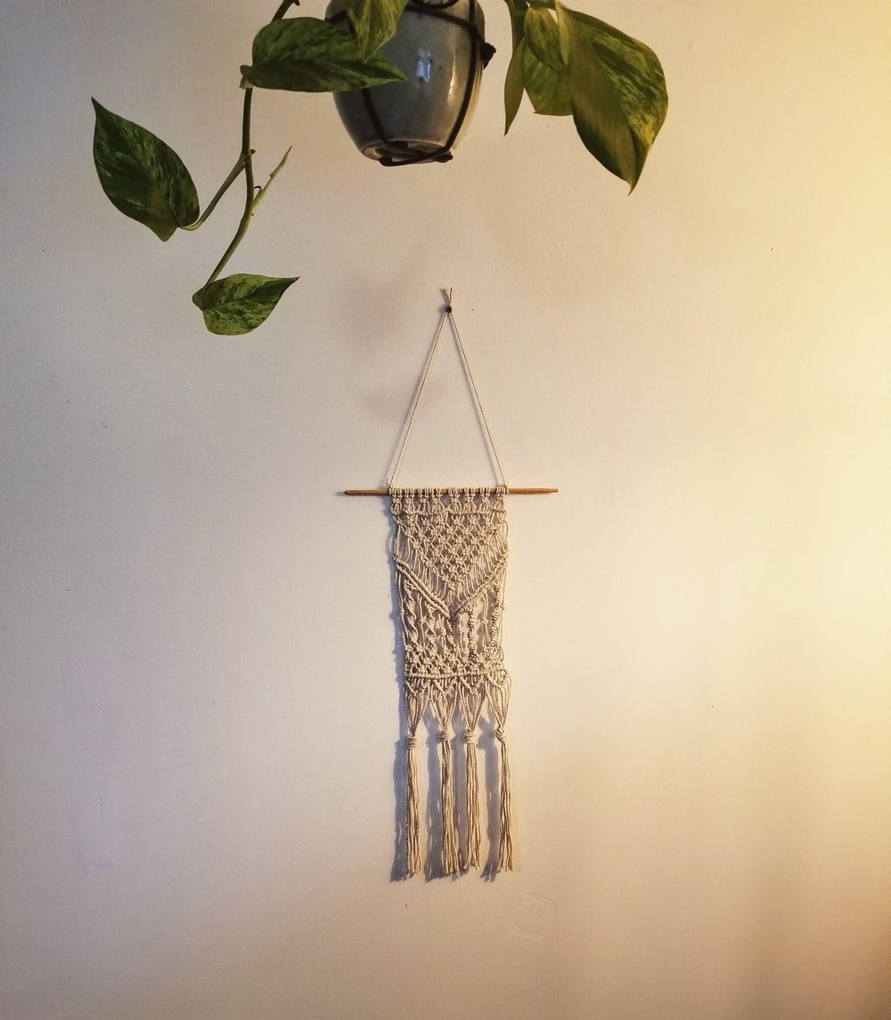 Learning Macrame - image 2 - student project