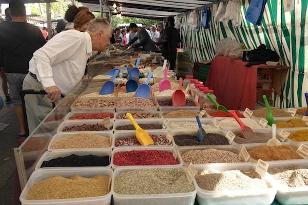 A Walk through Marche Bastille - image 1 - student project