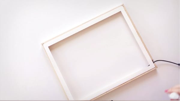DIY Light Table (SAMPLE PROJECT) - image 4 - student project