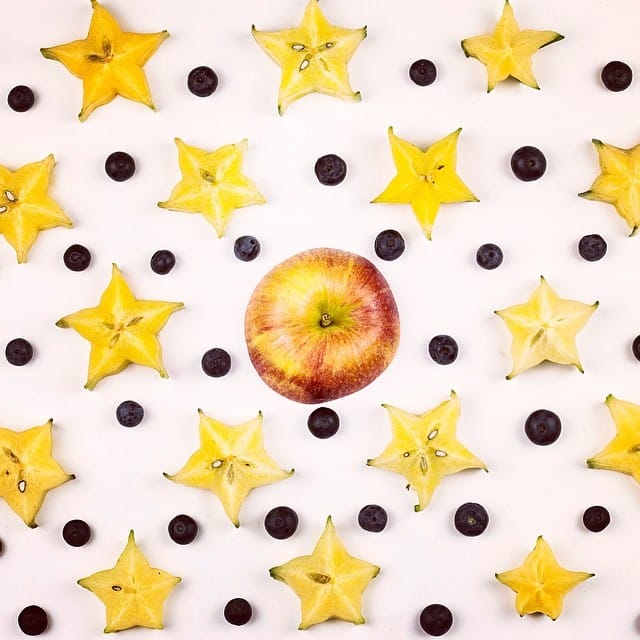 Playing with food! :D - image 1 - student project