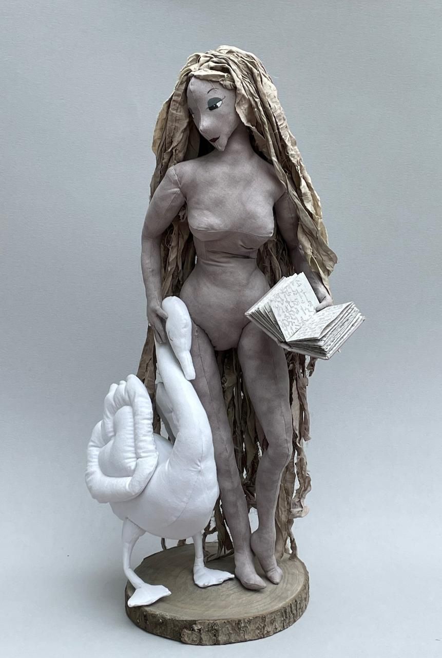 Tiny books - image 2 - student project