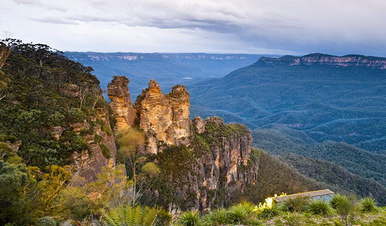 Blue Mountains National Park Badge - image 1 - student project