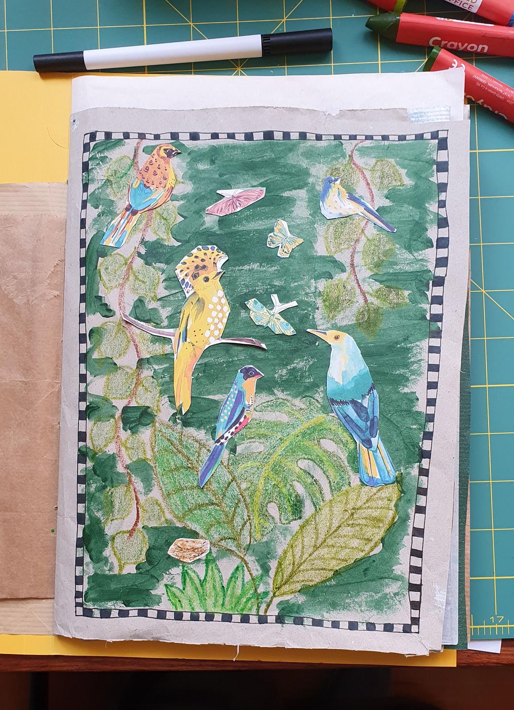 Sketchbook with recycled paper - image 4 - student project