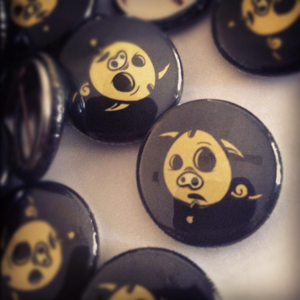 Golden Piggy - Package, Sticker, Labels, and Buttons - image 2 - student project