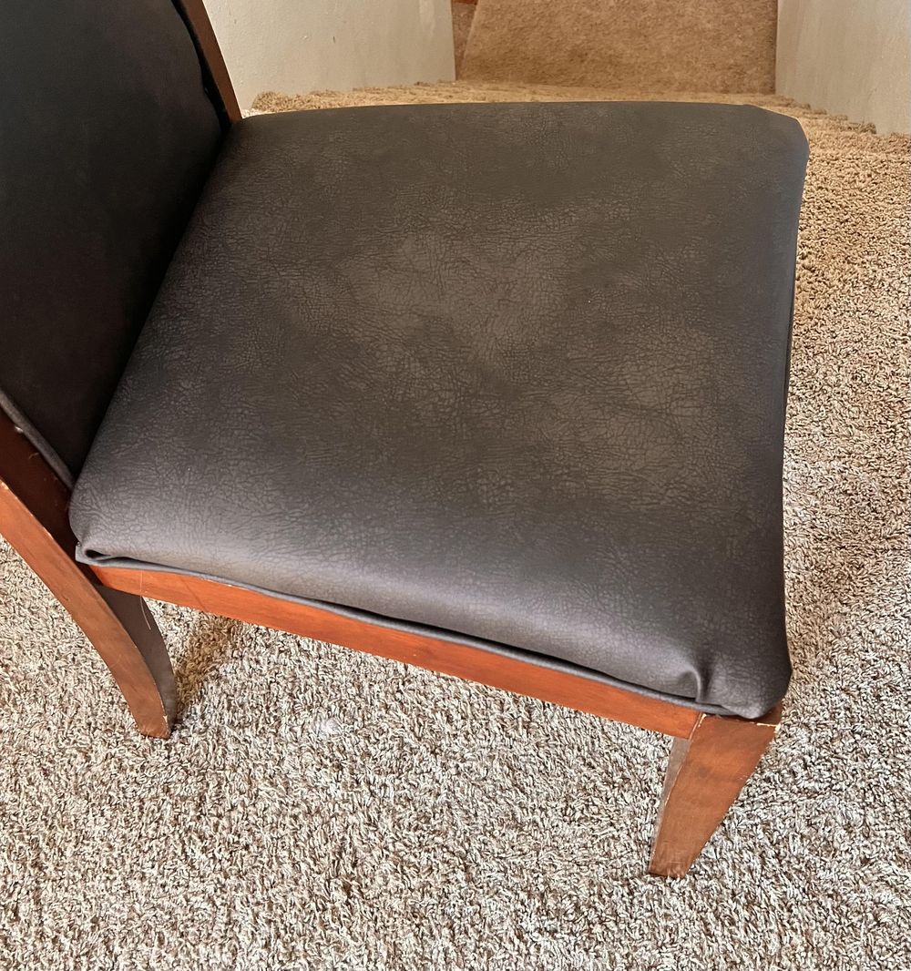 Reupholstering chair - image 1 - student project