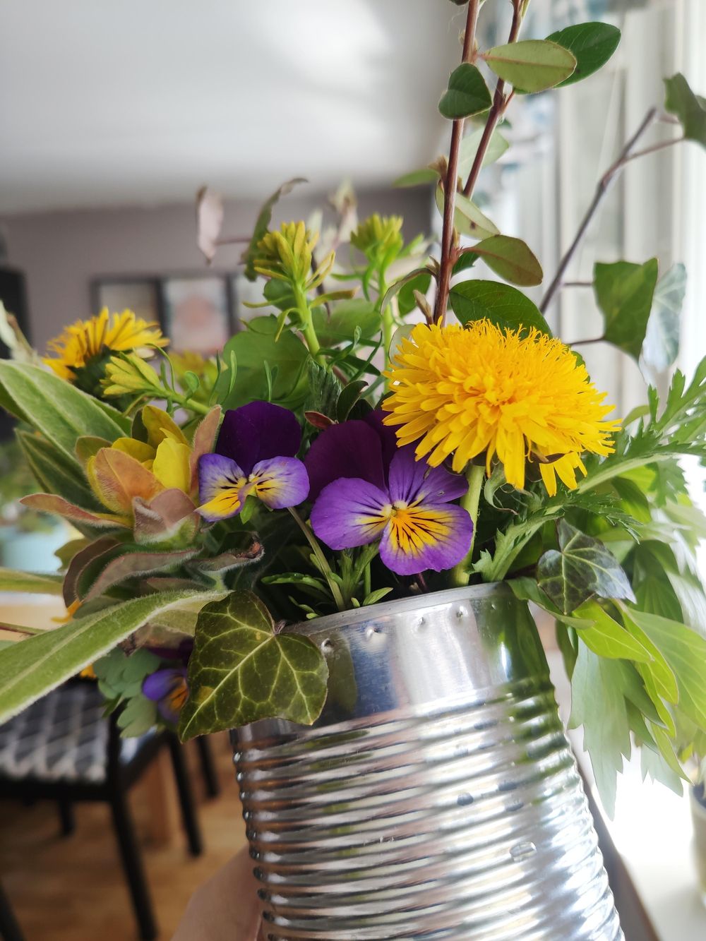 Spring arrangement - image 2 - student project