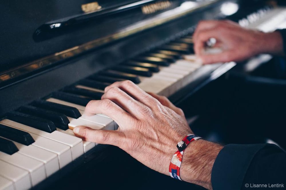 melancholic musician in his workspace - image 1 - student project