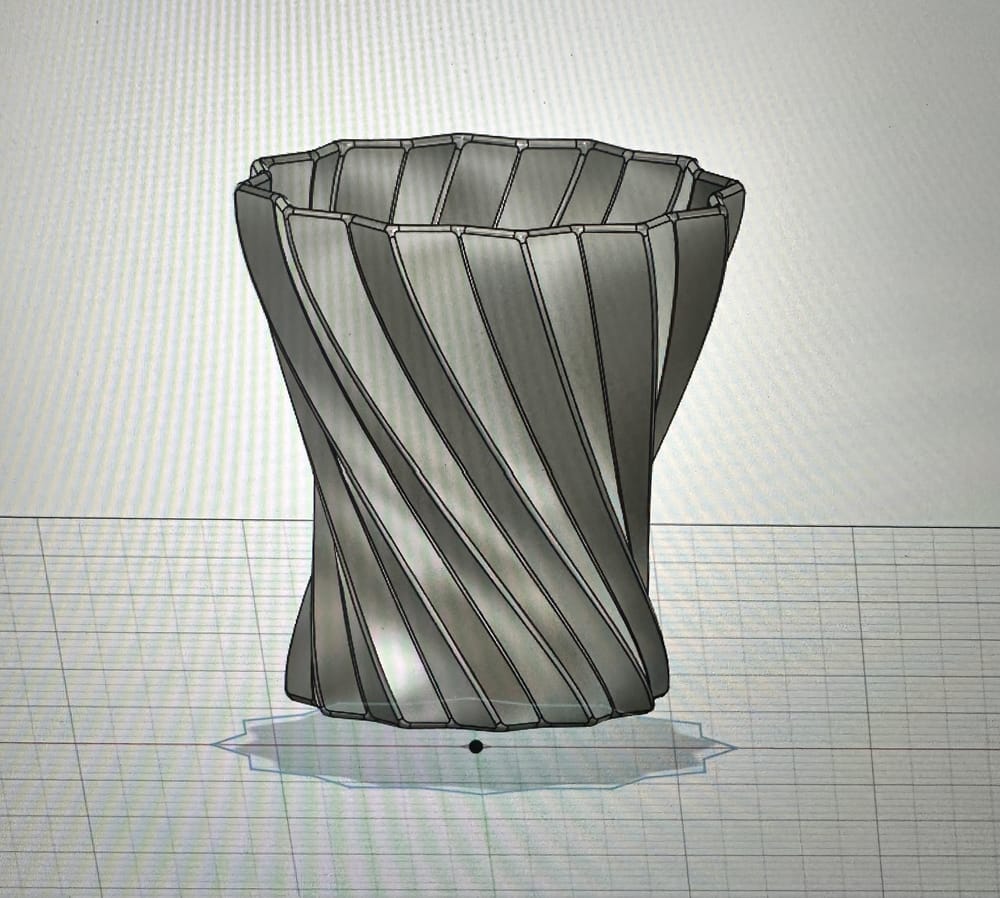 Crashed vase and 2nd try w/print - image 1 - student project