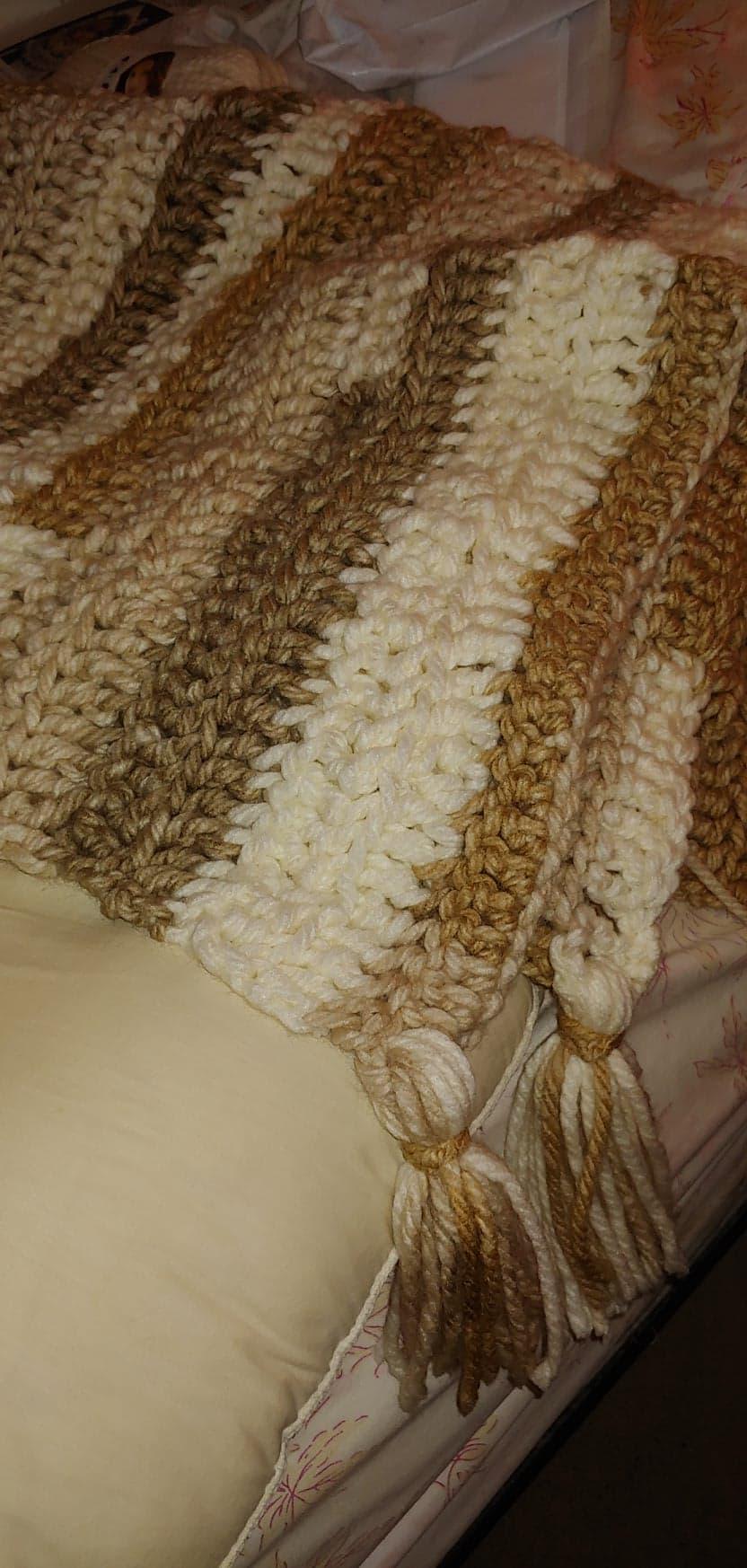 Christine's Throw - image 1 - student project