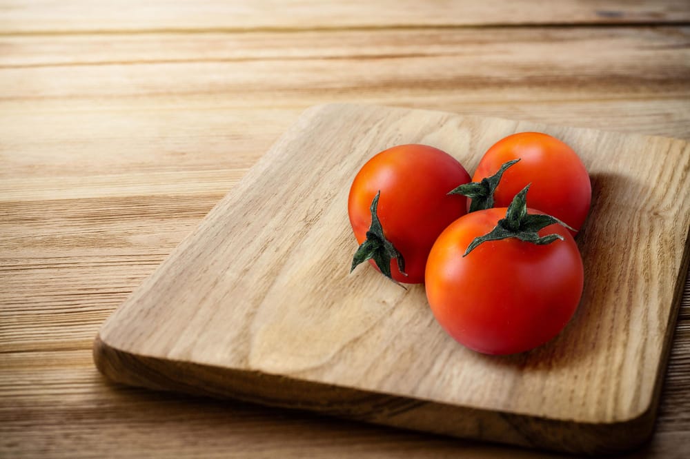 One Tomato, Two Tomatoes, Three Tomatoes, Focus! - image 1 - student project