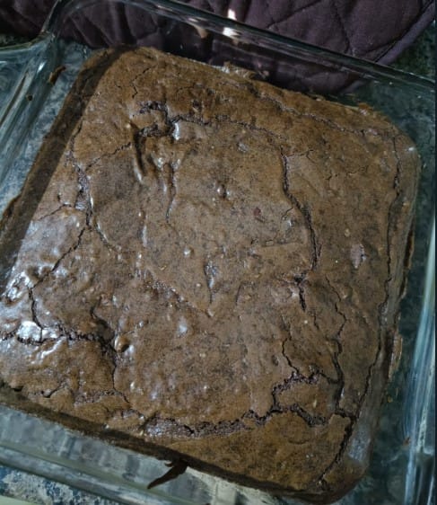 Deli-hazel Brown Butter Brownies - image 3 - student project