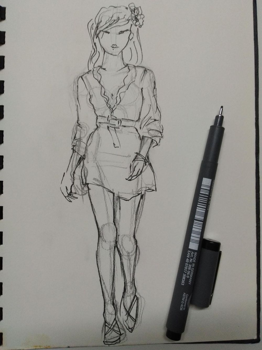 Fashion sketch rebound - image 2 - student project