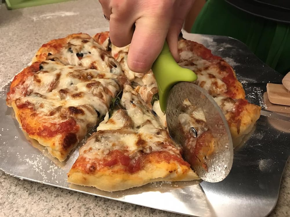 Pizza from scratch! - image 4 - student project