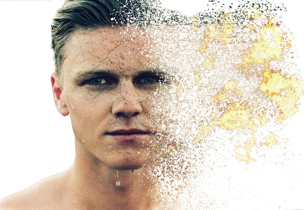 Photoshop: disintegration effect - image 2 - student project
