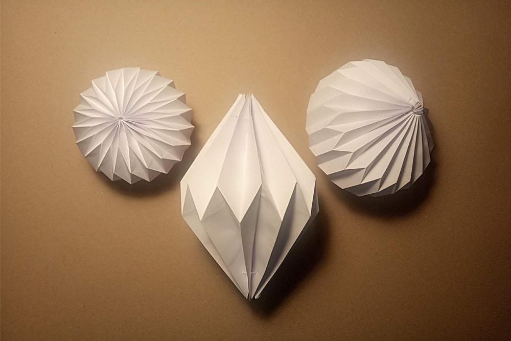 Paper ornaments - image 9 - student project