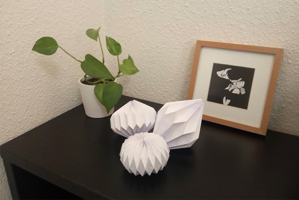 Paper ornaments - image 10 - student project