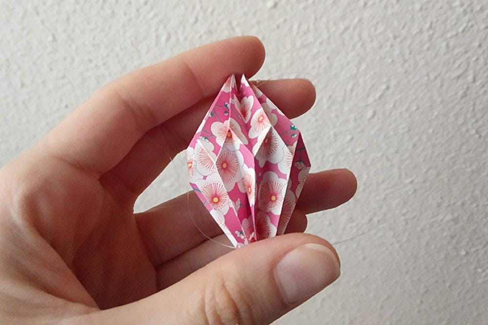 Paper ornaments - image 4 - student project