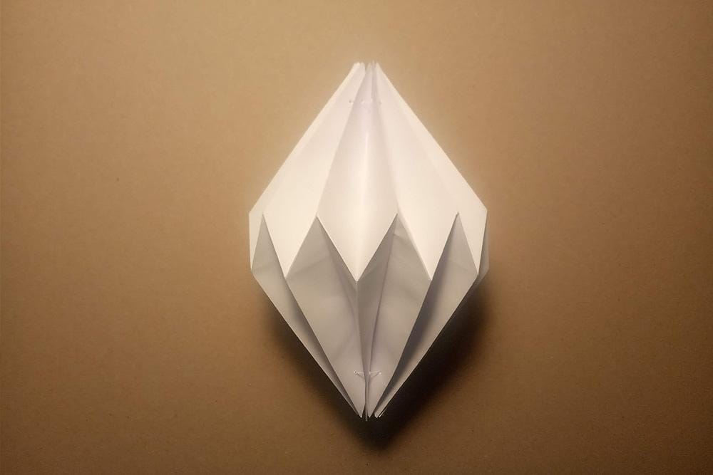 Paper ornaments - image 6 - student project