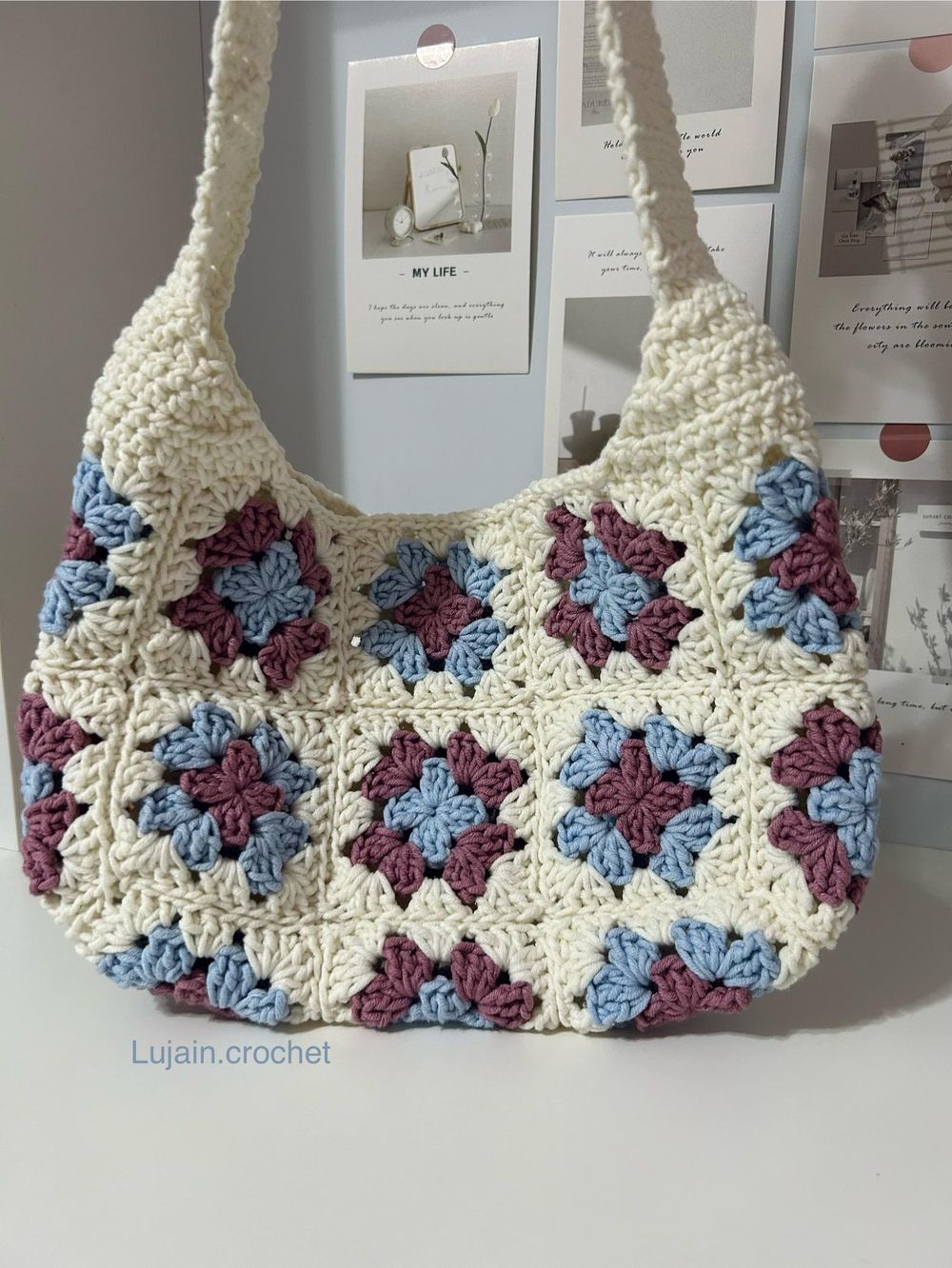 Granny squares bag - image 2 - student project