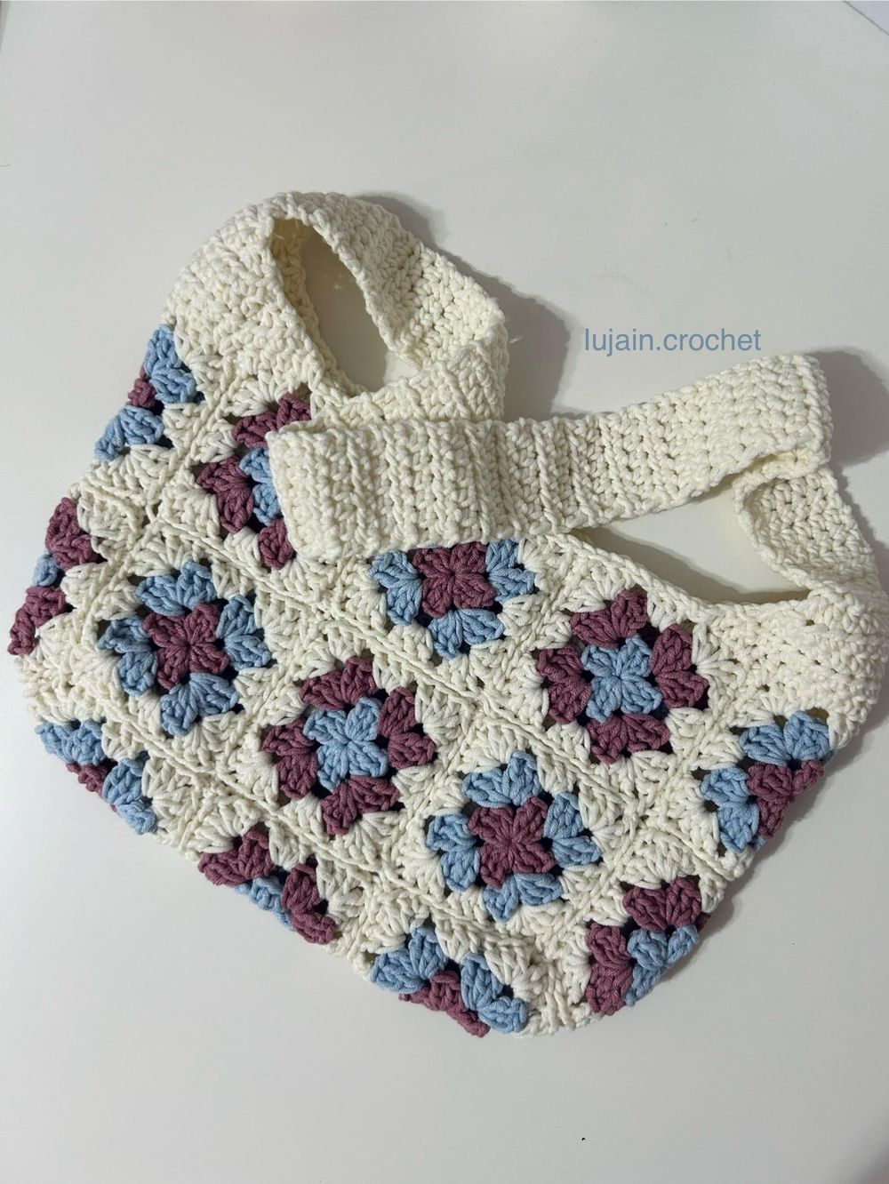 Granny squares bag - image 1 - student project