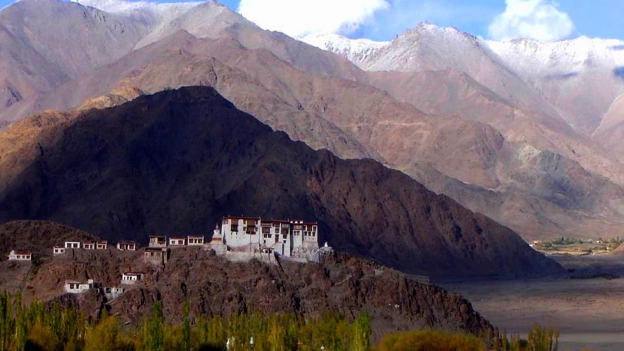 ladakh.guide - student project