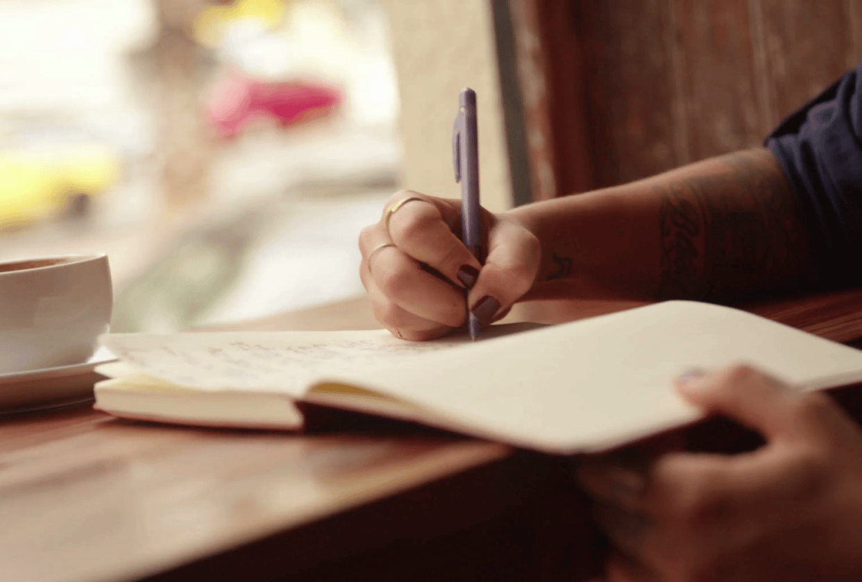 Impressive Argumentative & Persuasive Essay Topics in 2023 - student project